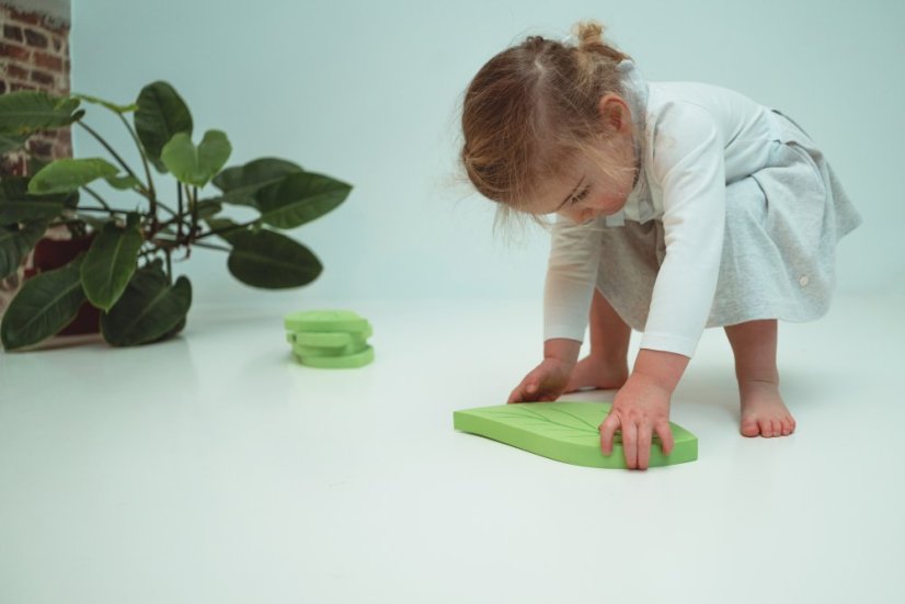 Pěnové hrací a balanční mušle  Stepping Leafs