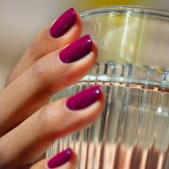 Green lak Violeta – přírodní fialový lak na nehty 15 ml