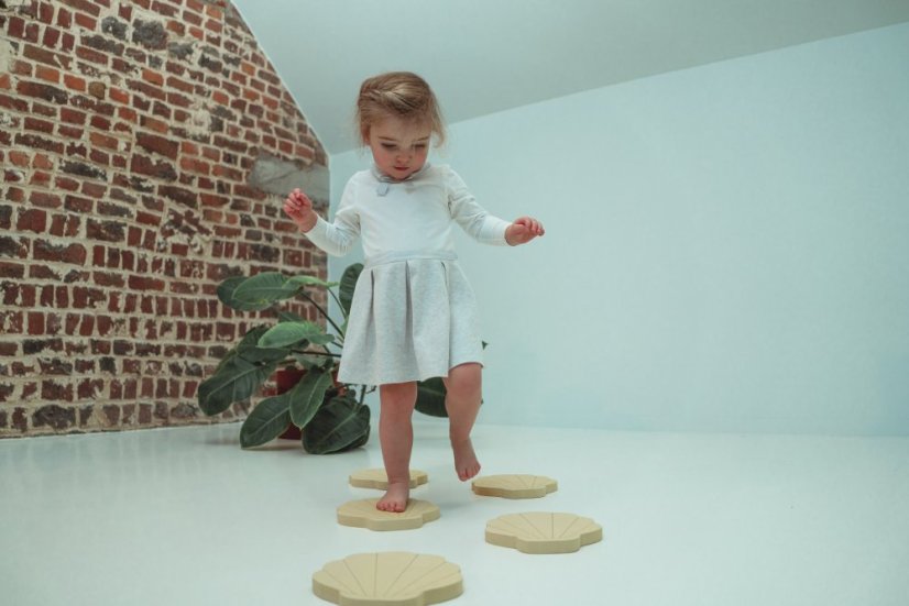 Pěnové hrací a balanční mušle  Stepping Shells