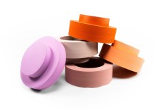 Stolička z balančních kamenů Rainbow Chair Earth