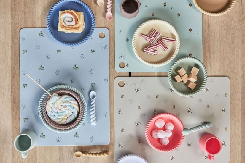 Prostírání dinosauři