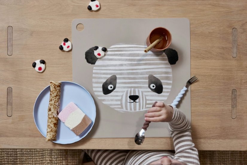 Prostírání Lun Lun, Panda