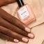 Green Milky Peach – mléčně broskvový lak na nehty, 15 ml