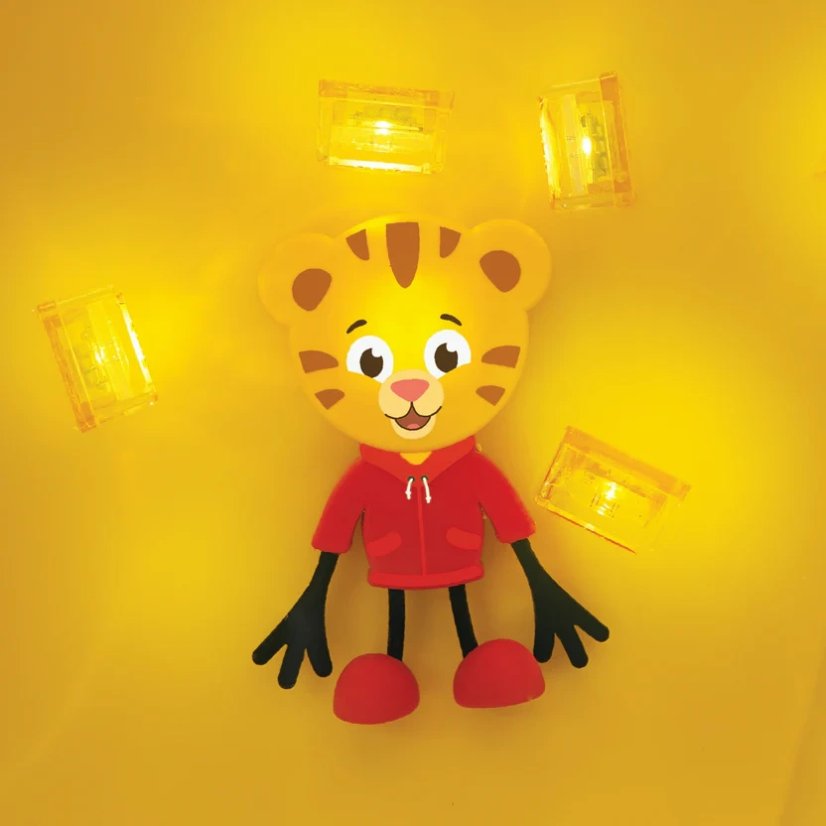 Svítící postavička s vodními kostkami Daniel Tiger
