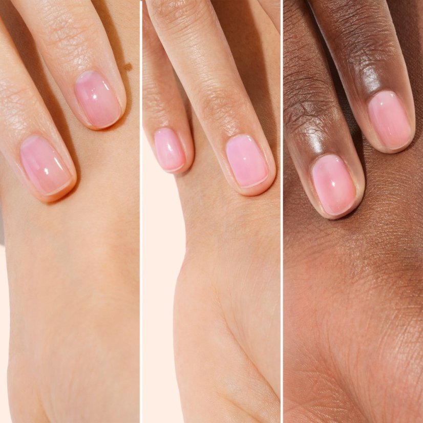 Active Glow Blueberry – pečující lak na nehty s borůvkovým extraktem pro zdravý lesk