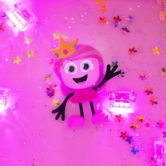Glo Pals Princezna Ida se 2 svítícími senzorickými kostkami