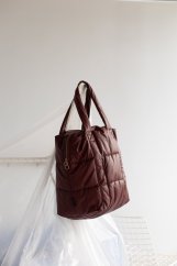 Prošívaná kabelka Clode Puffy Shoulder Bag – New Maroon