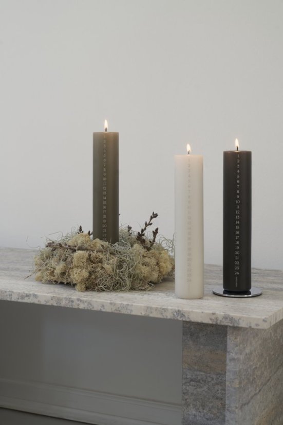 Adventní svíčka Pillar Calendar Artichoke